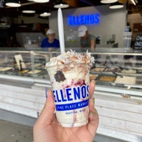 Photo taken at Ellenos Real Greek Yogurt by Monica C. on 4/8/2022