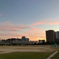 Photo taken at 多摩川緑地野球場 by Konu on 11/19/2023