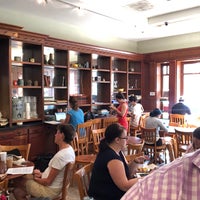 9/5/2018 tarihinde Mike L.ziyaretçi tarafından BeanGood: The Coffee Pub'de çekilen fotoğraf