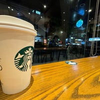 Photo taken at Starbucks by gantyo 1. on 10/30/2023