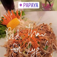 Photo taken at Papaya Thai Cuisine by Nesha on 5/2/2017