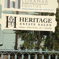 Foto tirada no(a) Heritage Estate Sales por Lacey Z. em 2/13/2013