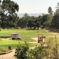 Photo taken at Stanford University Golf Course by Rodrigo A. on 8/15/2018