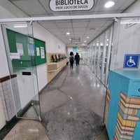 Photo taken at Biblioteca Prof. Lúcio de Souza by McSan on 4/28/2023