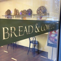 11/26/2012 tarihinde Bert C.ziyaretçi tarafından Bread &amp;amp; Company'de çekilen fotoğraf