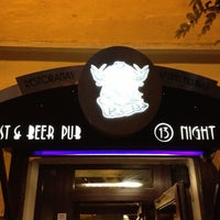 Foto diambil di R&amp;amp;B Pub (Roast &amp;amp; Beer) Tilto oleh Thomas H. pada 9/27/2012