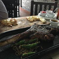 รูปภาพถ่ายที่ Don Asado โดย Jorge E. เมื่อ 10/4/2016