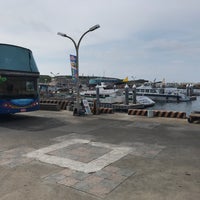 Photo taken at 南滬港 (七美漁港) Nanhu Port (Qimei) by Tomohiro O. on 7/23/2018