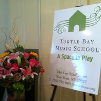 Снимок сделан в Turtle Bay Music School пользователем Brian C. 5/18/2013