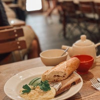 Photo taken at Le Pain Quotidien by Nasser on 7/25/2022