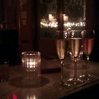 รูปภาพถ่ายที่ The Bubble Lounge โดย Kety เมื่อ 11/18/2012