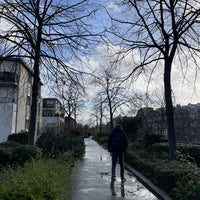 Photo taken at Promenade plantée – La Coulée Verte by CassieGaga on 1/3/2024