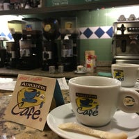 Photo taken at Armazém do Café by Alexandre Junqueira C. on 7/24/2016