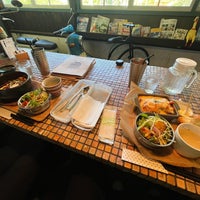 Photo taken at 山cafe by SGltd on 9/24/2022