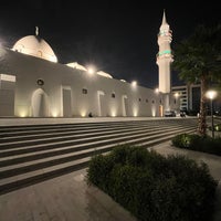 Photo taken at Al Juffali Mosque by Star. 🌠 on 4/7/2023