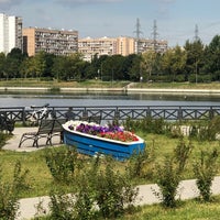 Photo taken at Братеевский каскадный парк by Лёня У. on 8/23/2020
