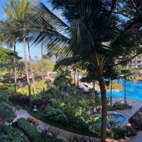 Photo taken at The Westin Ka&#39;anapali Ocean Resort Villas by Daniel E. on 10/10/2022