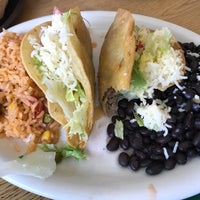 รูปภาพถ่ายที่ La Fogata Mexican Restaurant &amp;amp; Catering โดย Daniel E. เมื่อ 7/1/2017