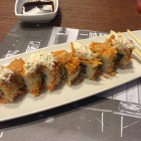 Photo taken at Sushi Roll by Gabriel B. on 5/31/2015
