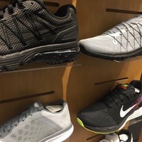 finish line great lakes crossing mall