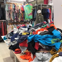 Wego 心斎橋店 Magasin De Vetements A 大阪市