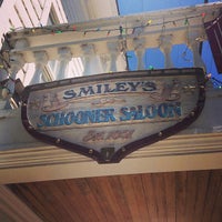 Photo taken at Smiley&amp;#39;s Schooner Saloon &amp;amp; Hotel by Channing W. on 6/17/2013