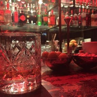 3/1/2015 tarihinde Enise G.ziyaretçi tarafından Pop Cocktail Bar'de çekilen fotoğraf