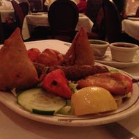 Photo taken at Haandi Fine Indian Cuisine by Naved R. on 10/22/2012