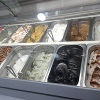 Foto scattata a Goliat Gelato &amp;amp; Café da Goliat Gelato &amp;amp; Café il 5/9/2016