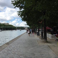 Photo taken at Paris Plages – Bassin de la Villette by Matthieu on 8/6/2016