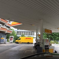 Photo taken at Shell by Ludwig P. on 8/4/2017