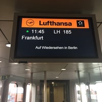 Photo taken at Lufthansa Flight LH 185 by Ludwig P. on 3/2/2017