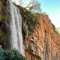 Das Foto wurde bei Parque Natural del Monasterio de Piedra von Madelin E. am 4/6/2023 aufgenommen