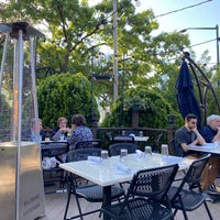 5/7/2021 tarihinde Gimette D.ziyaretçi tarafından Basil&amp;#39;s Restaurant &amp;amp; Tapas Bar'de çekilen fotoğraf