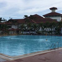Photo taken at Yio Chu Kang Swimming Complex by Chris M. on 5/11/2017