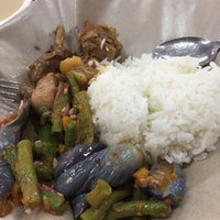 Photo taken at Shainne Shawn Food (Filipino) by Chris M. on 1/10/2018