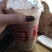 Photo taken at Five Guys by Eleanor L. on 10/15/2016