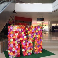 5/18/2013 tarihinde Carlos L.ziyaretçi tarafından Mall Plaza El Castillo'de çekilen fotoğraf