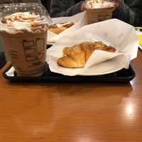 Photo taken at Tully&amp;#39;s Coffee by マリリン 茉. on 3/19/2019