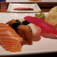 Foto tirada no(a) Sake2Me Sushi - Cerritos por アダム H. em 4/12/2019