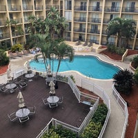 Снимок сделан в Doubletree by Hilton Hotel Tampa Airport - Westshore пользователем Frank A. 1/17/2022