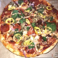 Foto tirada no(a) Blaze Pizza por Frank A. em 10/2/2021
