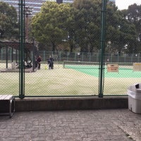 Photo taken at Hibiya Park Tennis Court by bava on 3/30/2019
