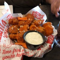Photo taken at Red Robin Gourmet Burgers and Brews by Ed on 4/25/2019