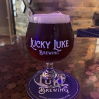 Снимок сделан в Lucky Luke Brewing Company пользователем Jeff 10/8/2022