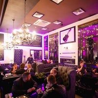 11/30/2017 tarihinde One 2 One Lounge &amp;amp; Restaurantziyaretçi tarafından One 2 One Lounge &amp;amp; Restaurant'de çekilen fotoğraf