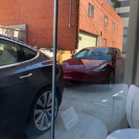 Photo taken at Tesla Los Angeles by Duke on 4/13/2019