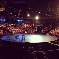 Foto tirada no(a) Celebrity Theatre por Ryan M. em 2/17/2013