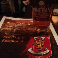 Foto tomada en Keegan&#39;s Irish Pub  por Angie L. el 1/18/2013