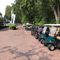Photo taken at Golf- und Land-Club Berlin-Wannsee e.V. by marcus H. on 8/9/2020